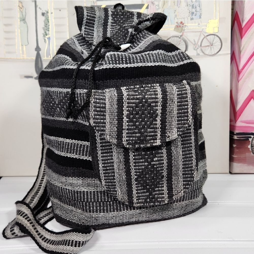 EUC Blk/Gray Striped Blanket Drawstring Backpack